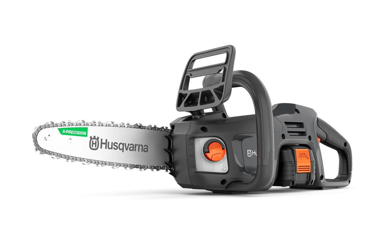 Aku pila Husqvarna Aspire™ C15X-P4A s akumulátorem a nabíječkou