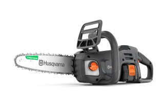 Aku pila Husqvarna Aspire™ C15X-P4A s akumulátorem a nabíječkou